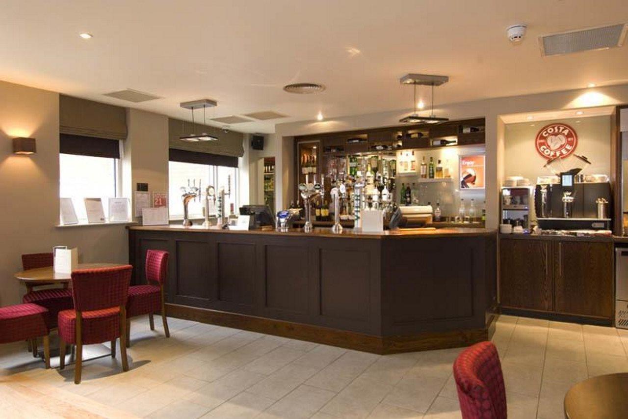 Premier Inn Manchester City Centre エクステリア 写真